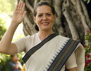 Indira et Sonia Gandhi, une dynastie vouée à la Politique en Inde Indira et Sonia Gandhi, une dynastie vouée à la Politique en Inde