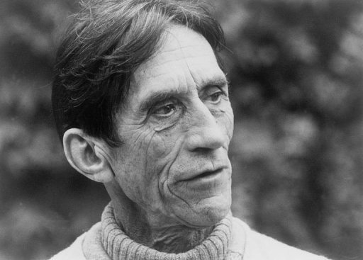 Le père Ceyrac le 1er février 1984 à Collonges-la-Rouge en Corrèze (AFP/Archives, Derrick Ceyrac) Le père Ceyrac le 1er février 1984 à Collonges-la-Rouge en Corrèze (AFP/Archives, Derrick Ceyrac)