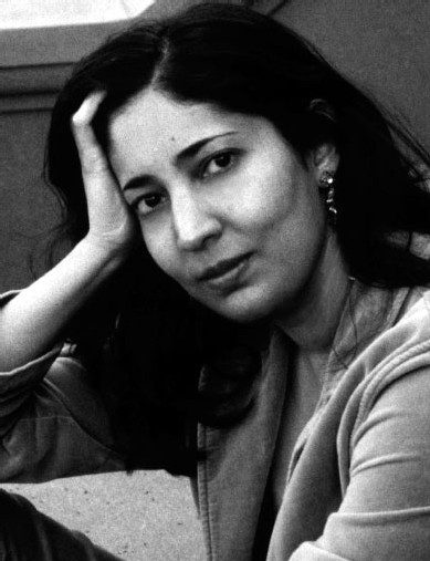 Anita et Kirran Desai, l'écriture de mère en fille. Anita et Kirran Desai, l'écriture de mère en fille.